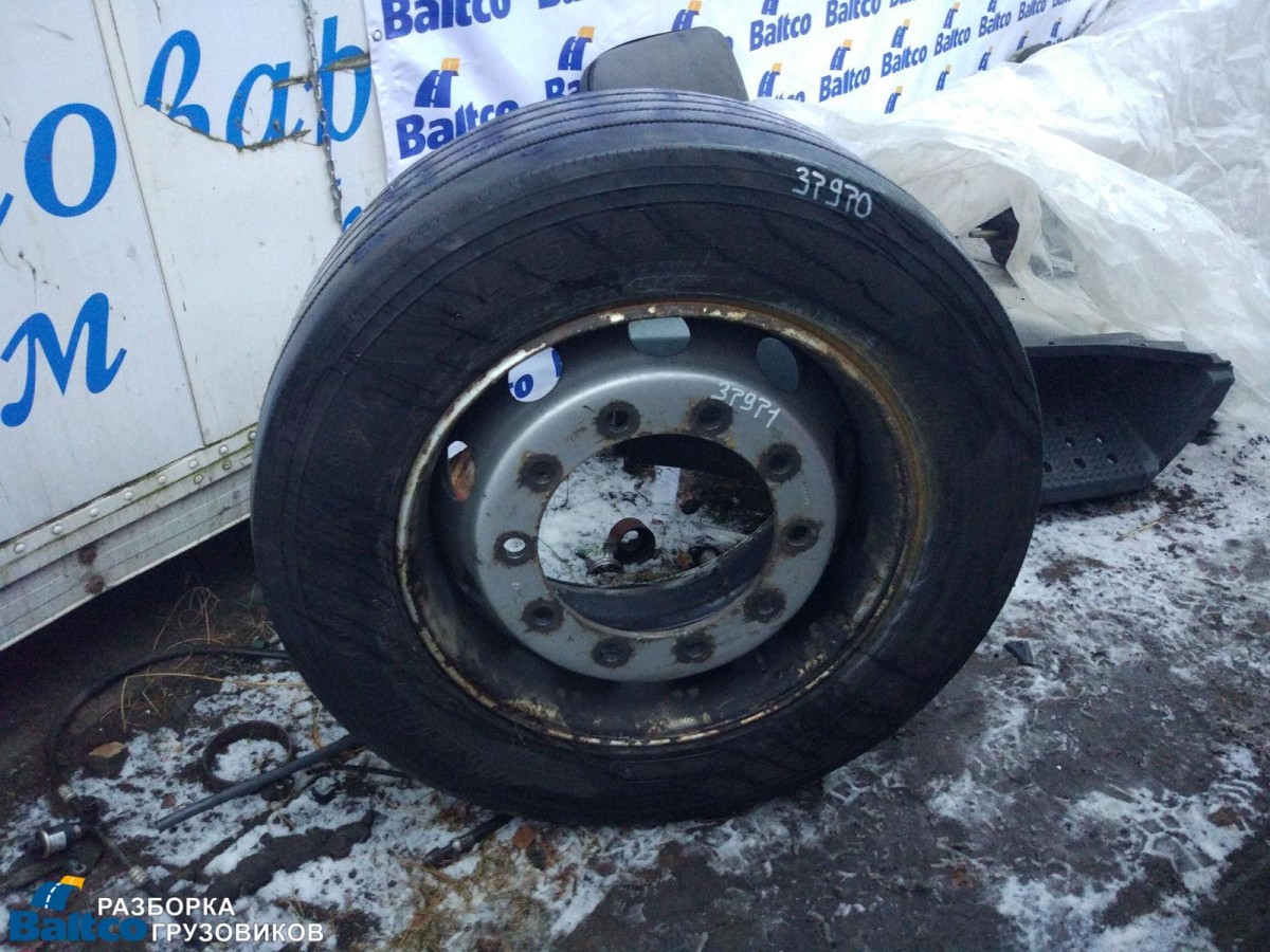 22 50. 355/50 R22.5. 355/50r22.5 Hankook. Шина 355/50-22.5. Колеса батоны.