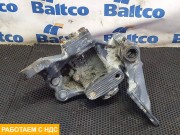 Кулак поворотный правый