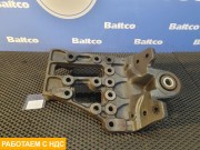 Кронштейн крепления передней рессоры левый